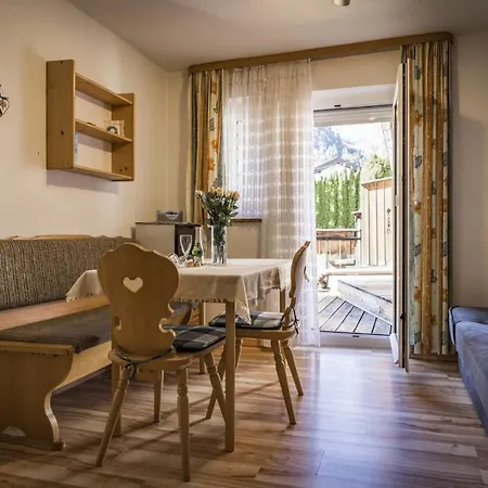 Gastehaus Thomabauer Apartment